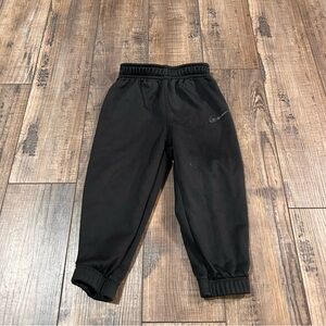 Nike‎ Joggers size 24 months 24M Black Unisex Boys Girls